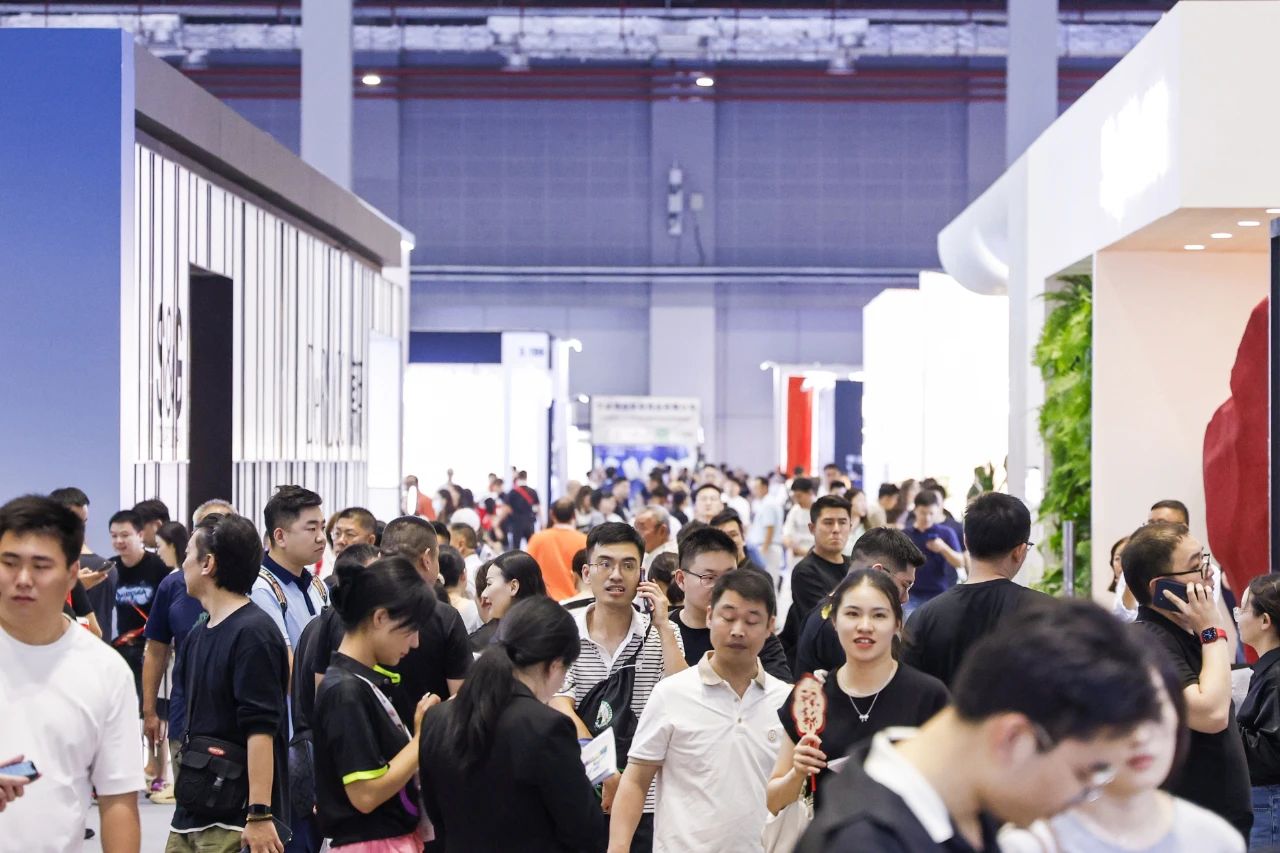 参展咨询：2026上海家具及家具辅料展（主办位置预定）