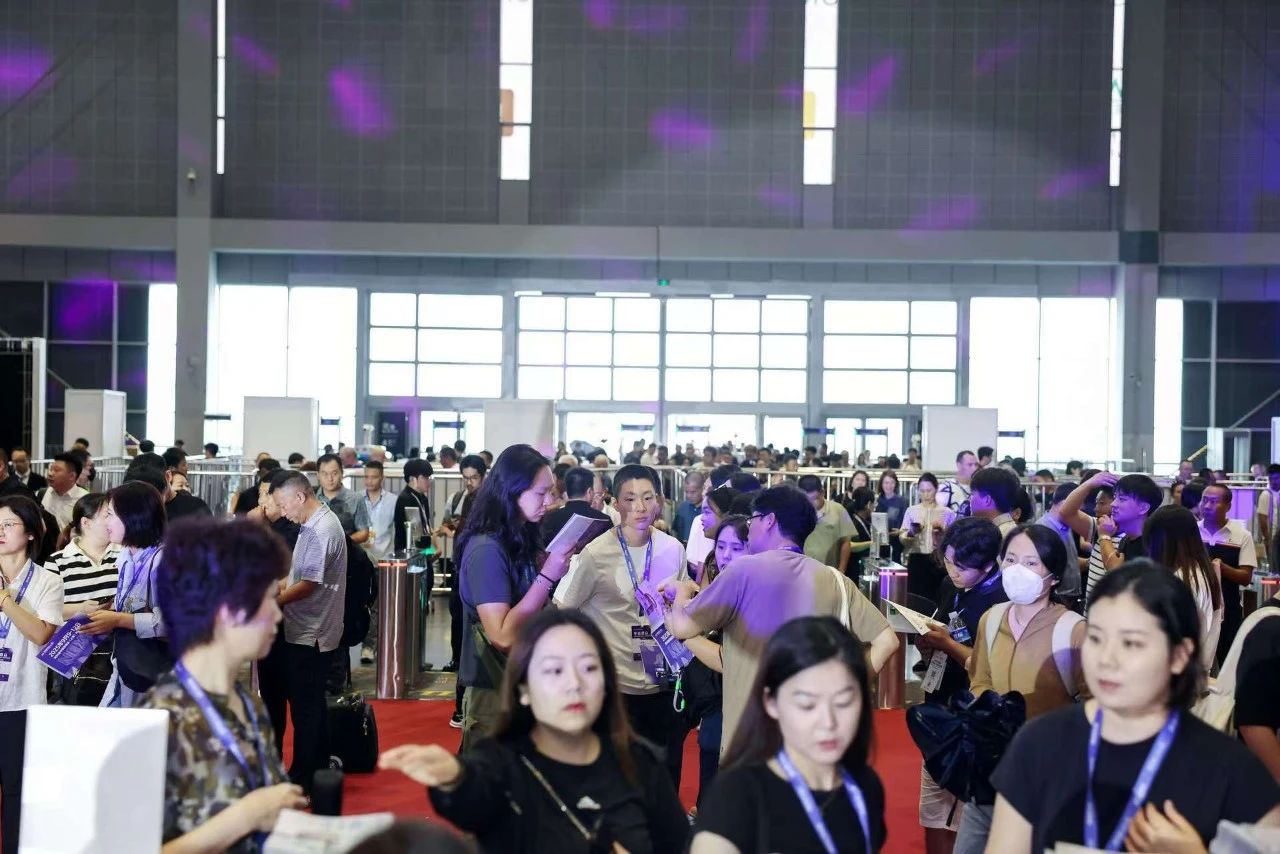 展会动态：2026上海两厅家具展（时间、地点及展位）